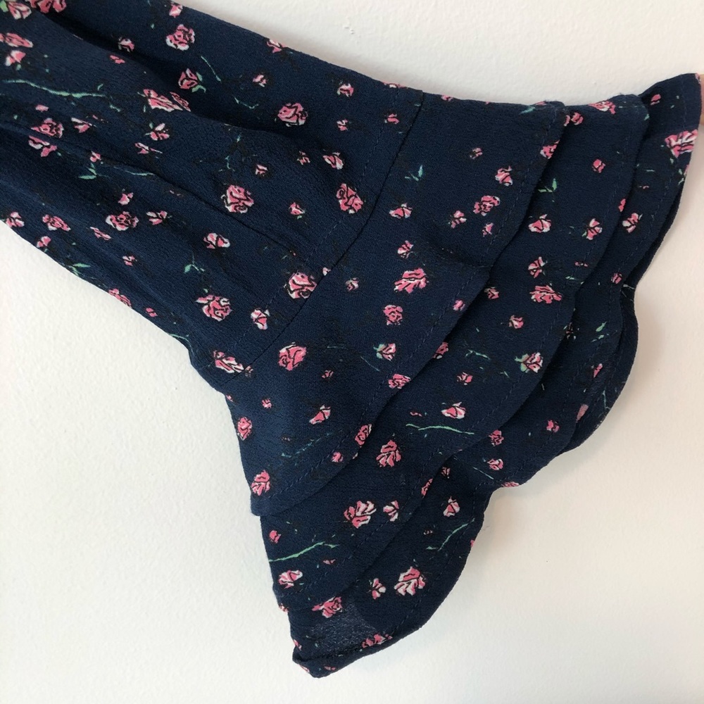 Cleobella Blouse Phoebe Bell Sleeve Floral Navy NWT Women’s Size Small - Picture 7 of 11